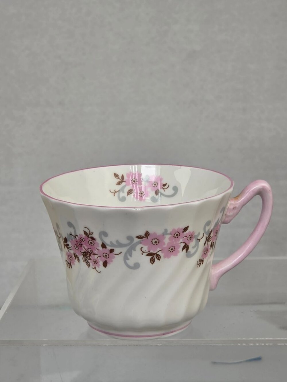 Vintage Royal Sutherland Bone China Pink Flowers Staffordshire England Teacup
